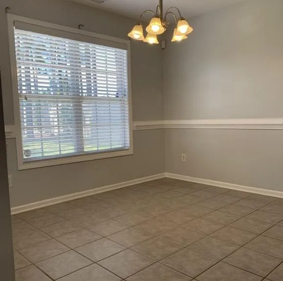 2827 Aristocrat Ln — Photo 15