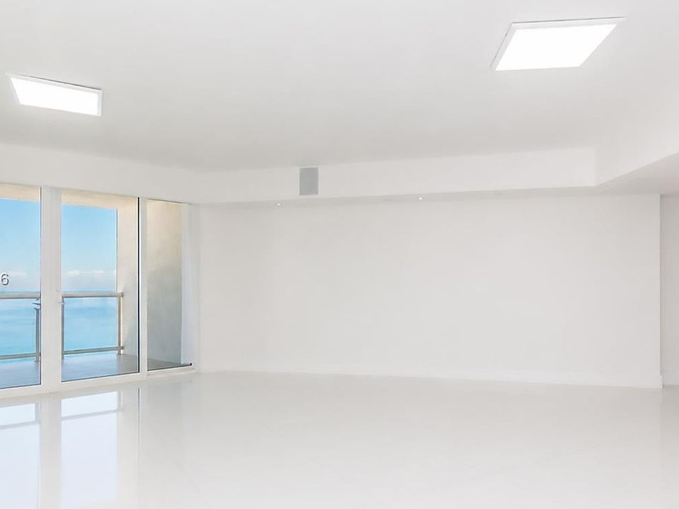 1st image of 17201 Collins Ave APT 1807