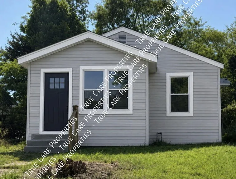 1837 Huey St — Photo 1