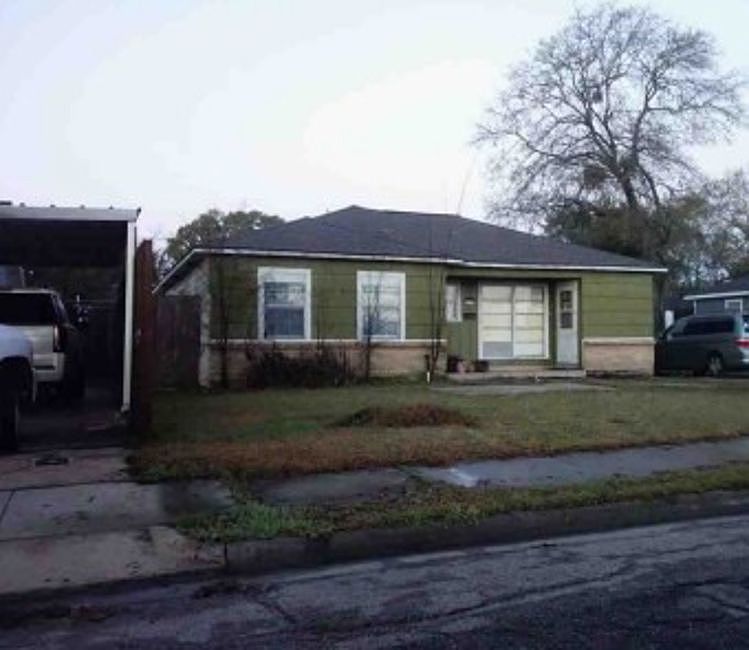 2nd image of 2008 Dade St