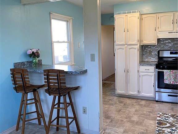 5th image of 3017 Aberdeen Ave
