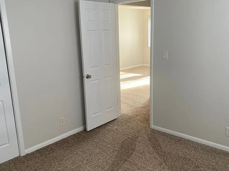 3300-3312 Oakland Rd NE — Photo 6
