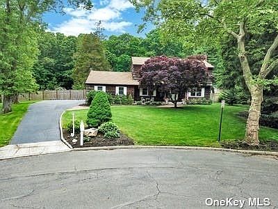 1st image of 7 Pine Hill Ct