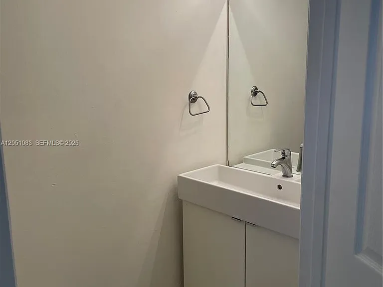9441 Palm Cir N #0 — Photo 13