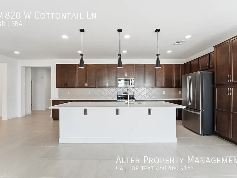 14820 W Cottontail Ln — Photo 10