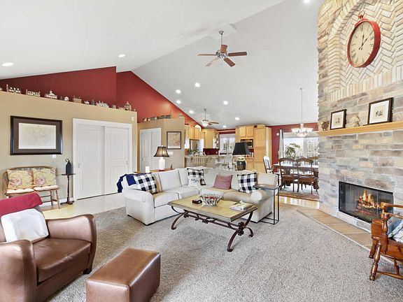 2nd image of W234N7336 Fontaine Cir