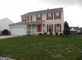 4 Madison Ln, Sicklerville, NJ 08081