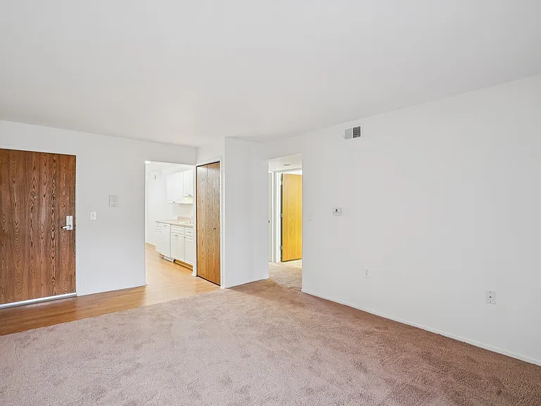Brookwood Apartments — Photo 10