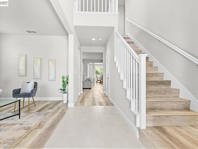 230 Steven Bridges Ln — Photo 5