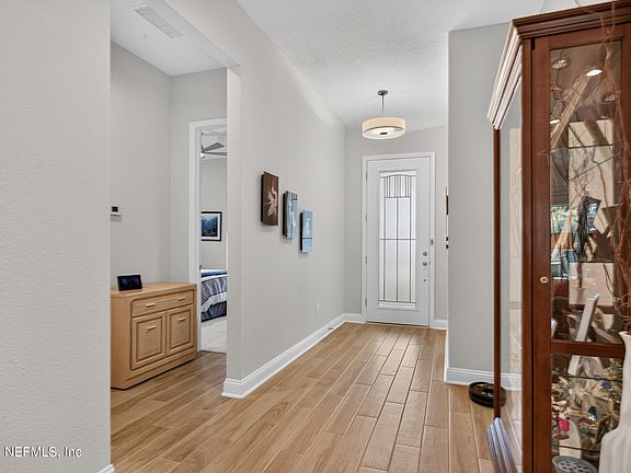 3rd image of 12679 LAUREL BAY Drive