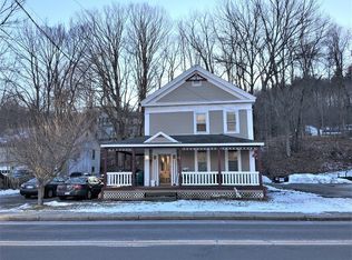 11 Russell Rd, Huntington, MA 01050