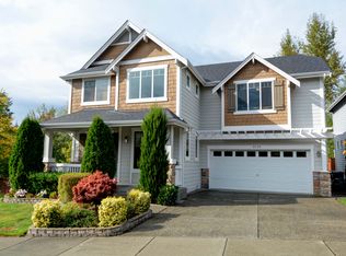8228 NE 198th St, Kenmore, WA 98028