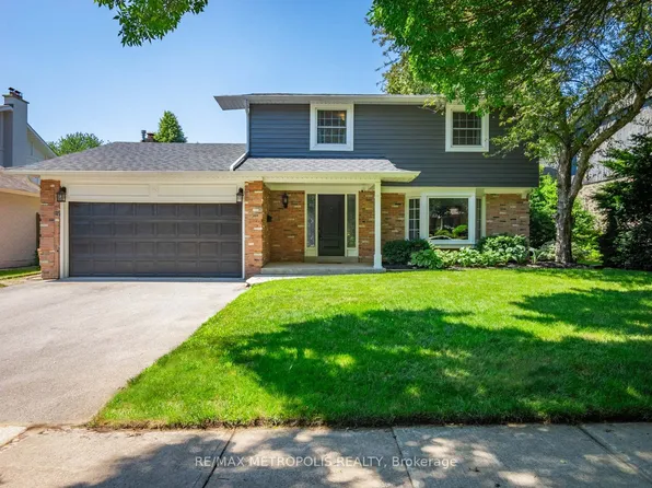 144 All Saints Cres, Oakville, ON L6J 5Y8