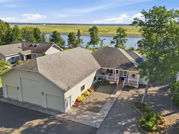 2565 Watergate Way, Kenai, AK 99611