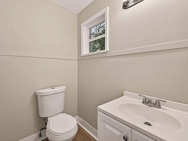 5833 Southlea St — Photo 23