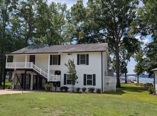 2364 Lakeside Dr, Liberty Hill, SC 29074
