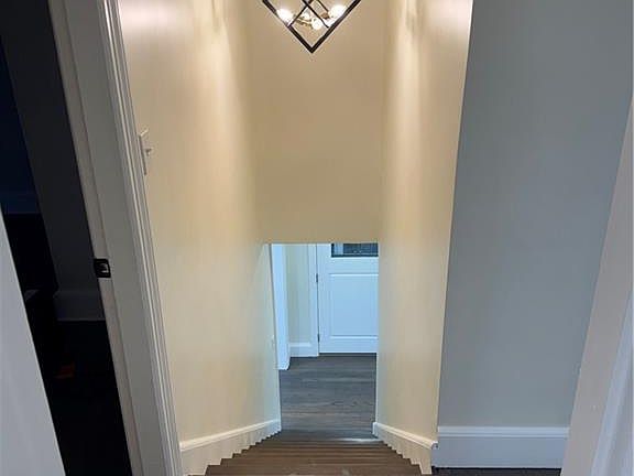 3rd image of 45 Metropolitan Park Dr