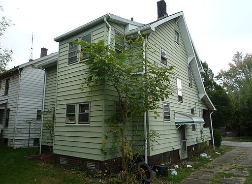 2nd image of 786 Crandall Ave