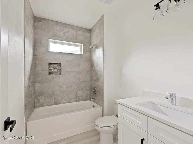 746 Harriet Ave — Photo 18