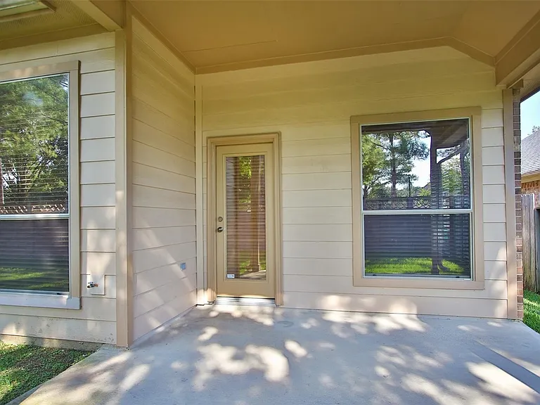 23118 Century Plant Dr — Photo 26