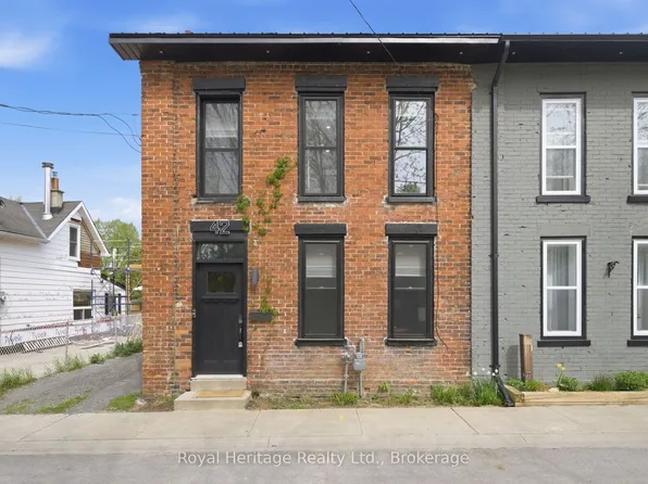 42 Margaret St, Pt Hope, ON L1A 1Y3