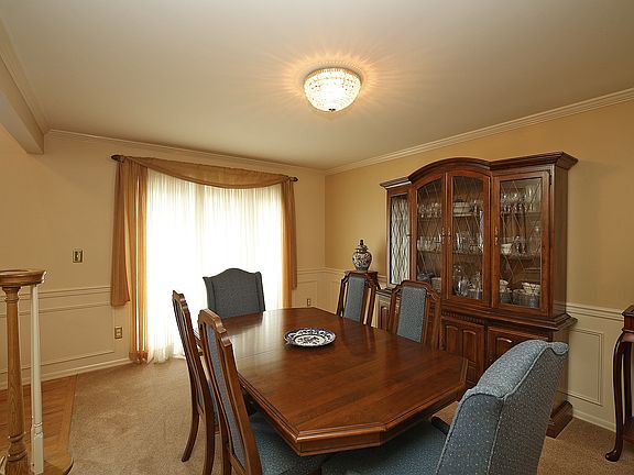 4th image of 21016 SE 2nd Pl