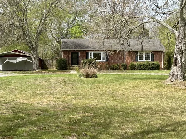 125 Carter Blake Rd, Tullahoma, TN 37388