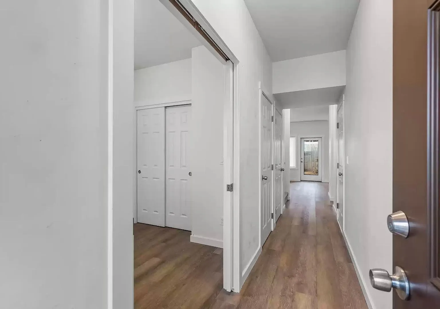 2141 SW 19TH ST — Photo 3