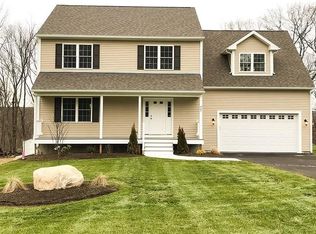 467 Old River Rd, Lincoln, RI 02838