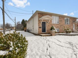 4688 Lee Ave, Niagara Falls, ON L2H1M8