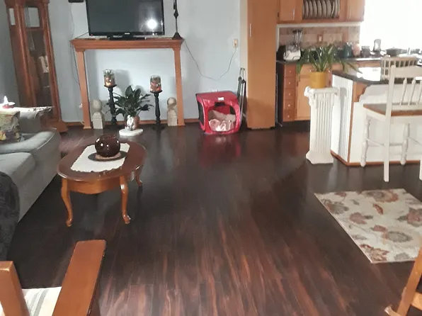 2734 Clover Valley Dr, Garland, TX 75043