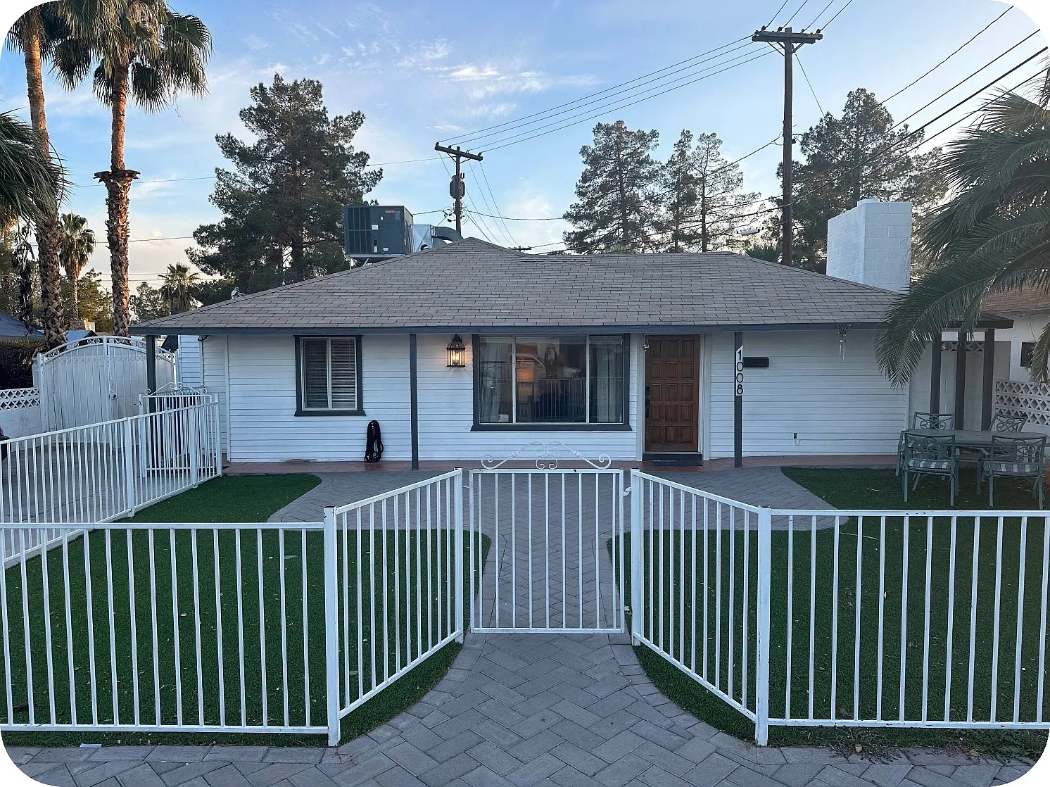 2 bed, 1200 sqft, $2,400 — Photo 4