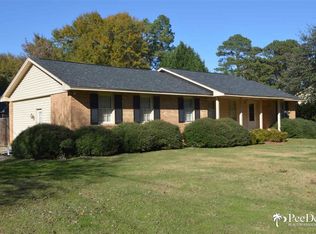1706 Garland Dr, Hartsville, SC 29550
