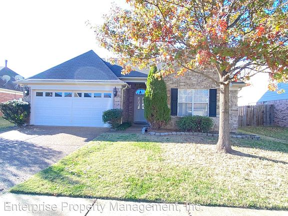 4th image of 4767 Bloomfield Dr