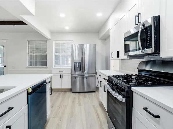 3825 Old Faithful Ct, Irving, TX 75062