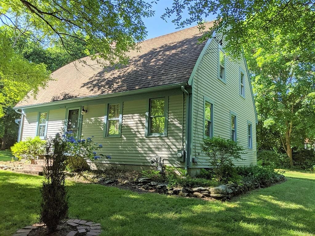 13 Valley Rd, Middleboro, MA 02346 Zillow