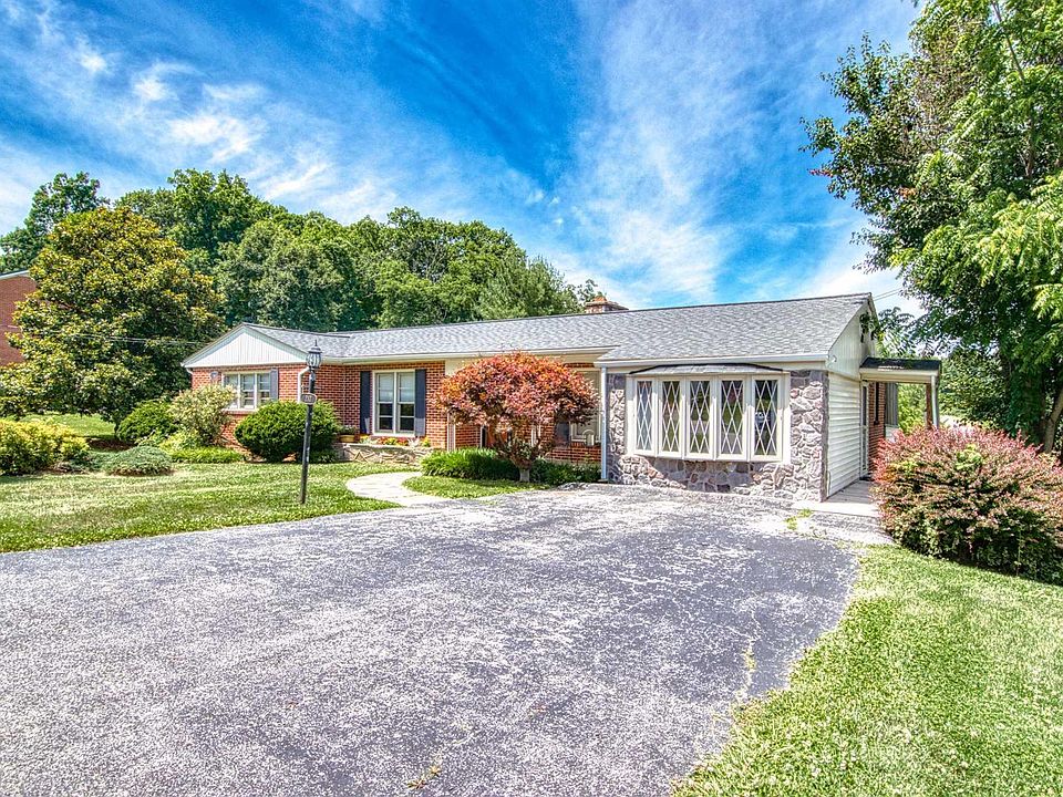 1st image of 217 Northwood Dr
