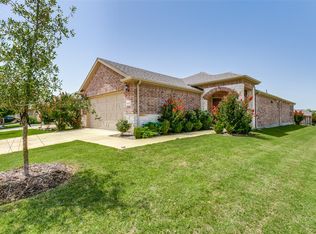 1273 Eagle Ln, Aubrey, TX 76227
