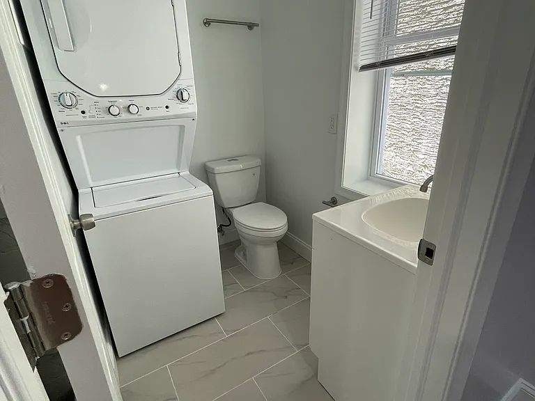 3335 Spring Garden St #2B — Photo 7