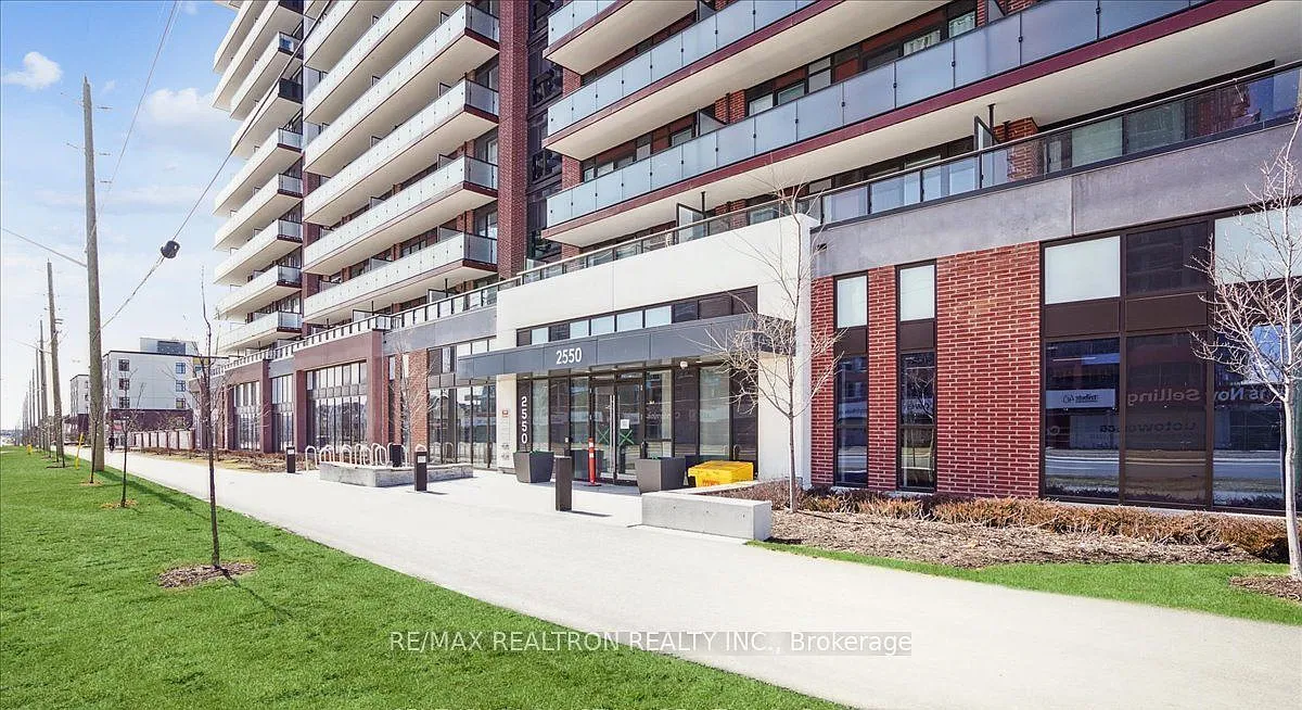 Building Photo - 2550 Simcoe St N #217