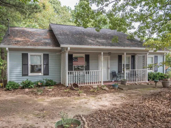 5 Golfview Ct, Senoia, GA 30276
