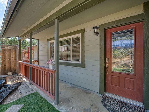 4th image of 33799 Tocaloma Rd