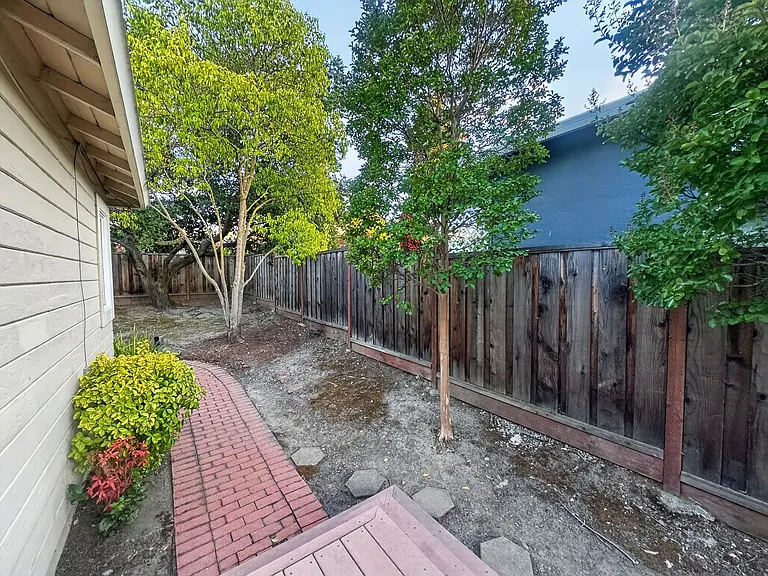 1807 San Miguel Dr — Photo 22