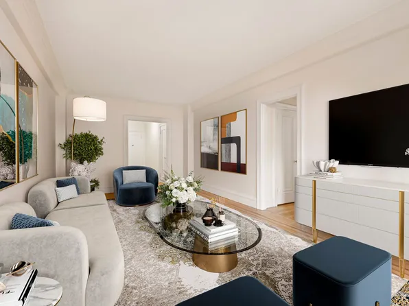 136 East 36th Street image 2 of 9