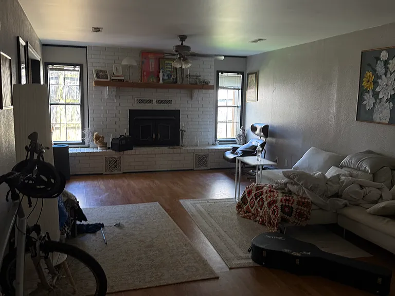2733 E Ferguson Ave — Photo 15