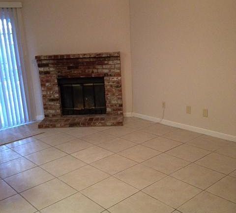 4th image of 94 Saginaw Cir