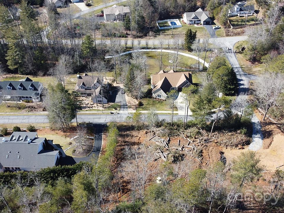 2nd image of Jonathan Creek Dr #31