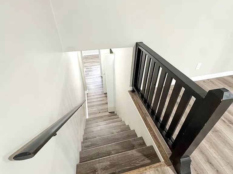 926 Carson Ln SW — Photo 10