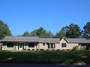 174 Blake Dr, Ozark, AL 36360