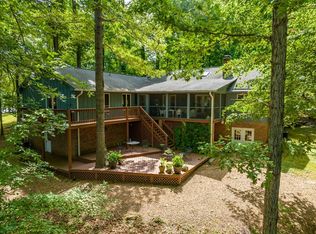 775 Canterbury Dr, Halifax, VA 24558